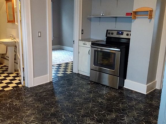 3rd image of 4950 Division Ave S
