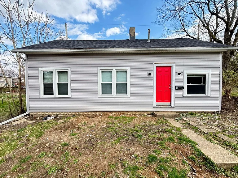 30-32 Lagonda Ave — Photo 35