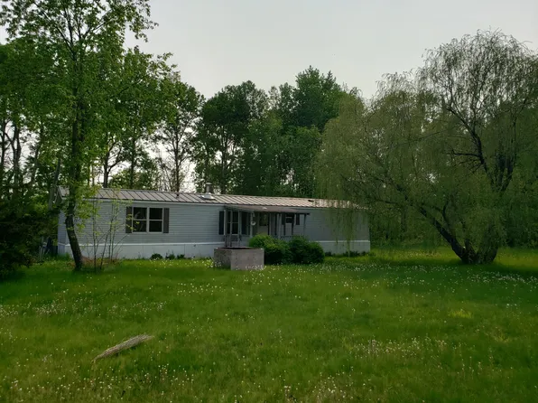 11787 Ludington Dr, Lake, MI 48632