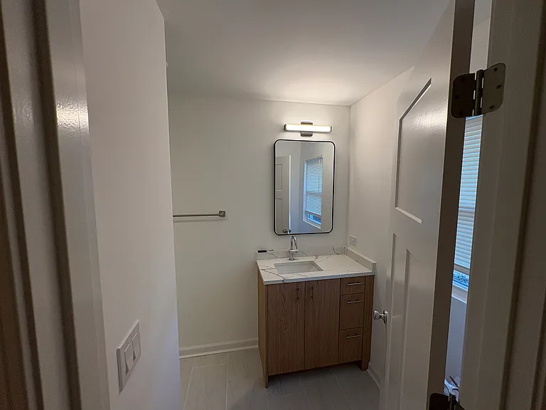 4 Peale St #1 — Photo 6