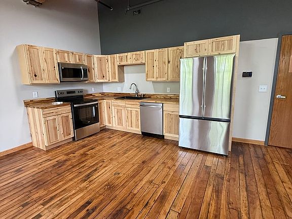 2nd image of 70 Webster St #304