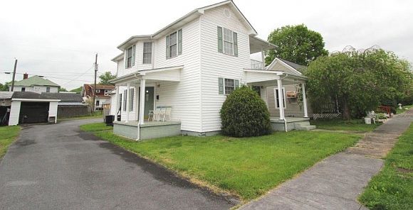 2nd image of 409 Opekiska St