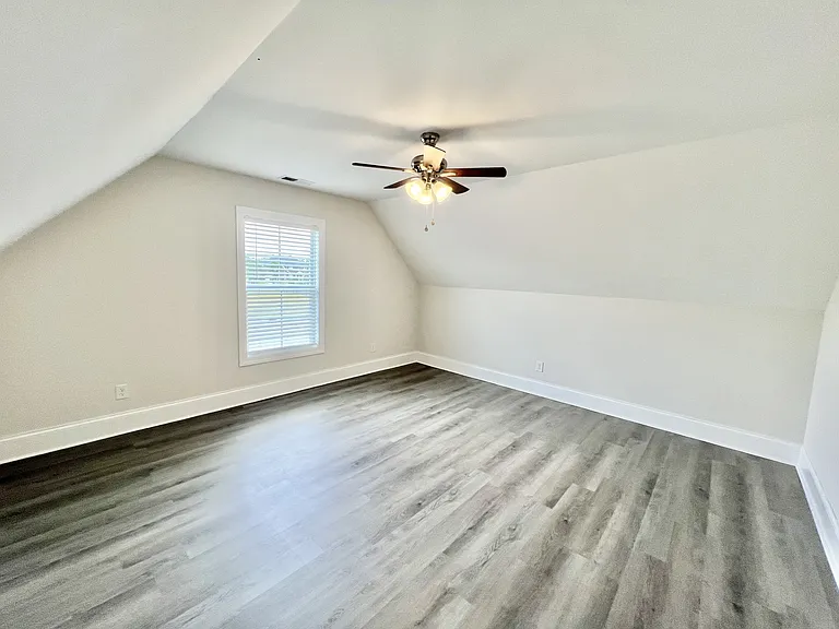 1102 Cavil Hollins Ct — Photo 34