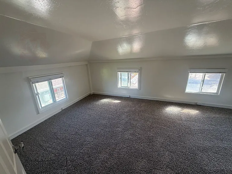 1231 Chino St #B — Photo 6
