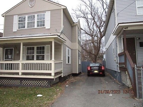 2nd image of 621 Hawley Ave