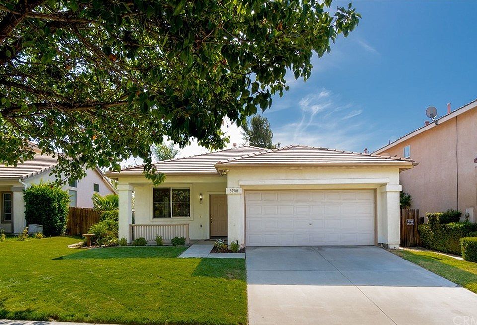 1st image of 39906 Ashwood Ln