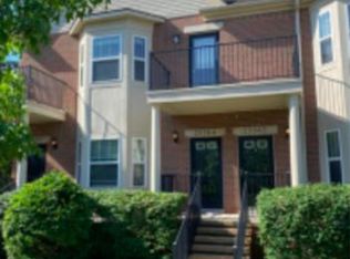 25564 Portico Ln, Novi, MI