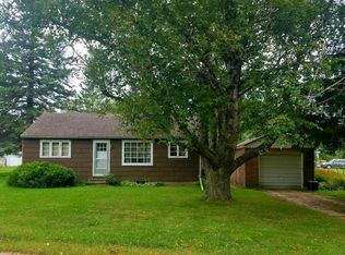 2504 4th Dr SW, Austin, MN 55912