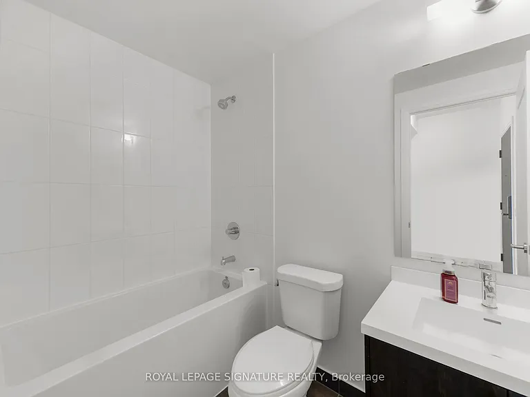 412 Silver Maple Rd #716 — Photo 32