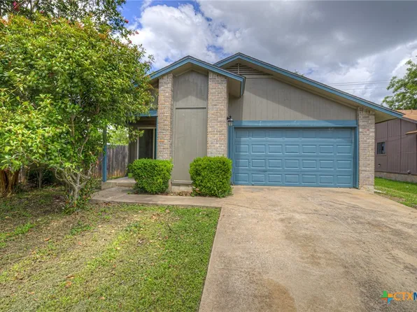 1905 Castle Gate Cir, San Marcos, TX 78666