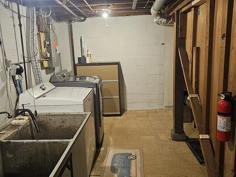 6915 Stevens Ave S — Photo 32