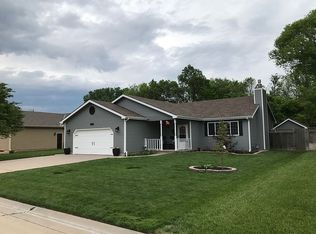 415 Cedar Cir, Lindsborg, KS 67456