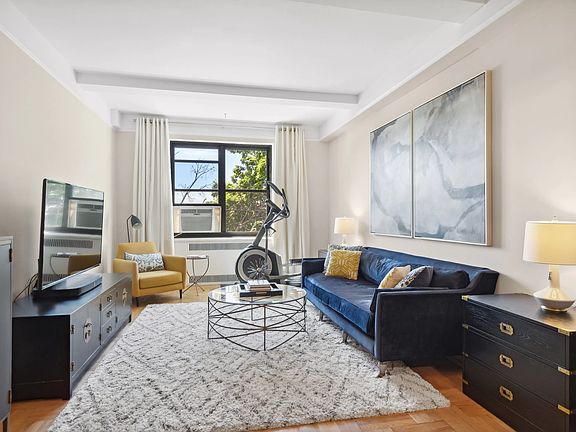 2nd image of 50 Park Ter E APT 2F
