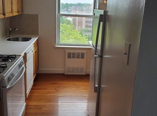 1670 Bell Blvd #7, Bayside, NY 11360