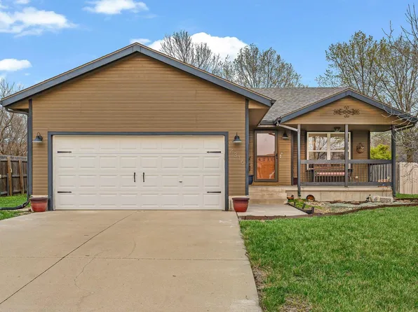 4316 SE Chisolm Rd, Topeka, KS 66609