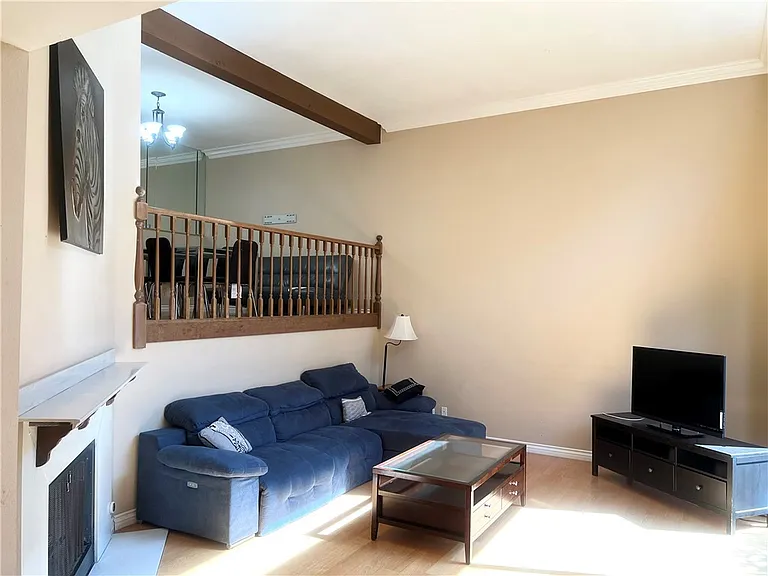 1006 Arcadia Ave #G — Photo 2