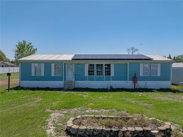 3910 Coats Rd, Zephyrhills, FL 33541