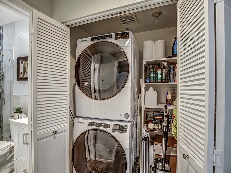 4525 N 22nd St #303 — Photo 36