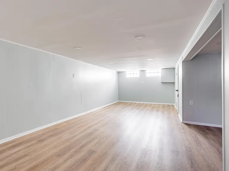 1231 Churchill Rd — Photo 21