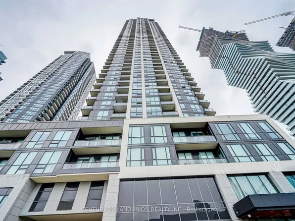 4011 Brickstone Mews, Mississauga, ON