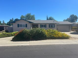 440 McKenzie Dr, Dixon, CA 95620