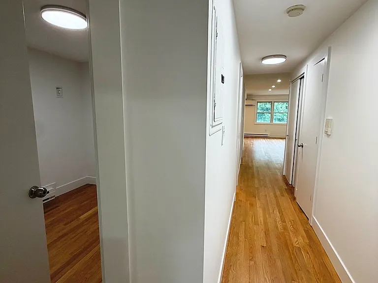 214-01 Waters Edge Dr #3 — Photo 12