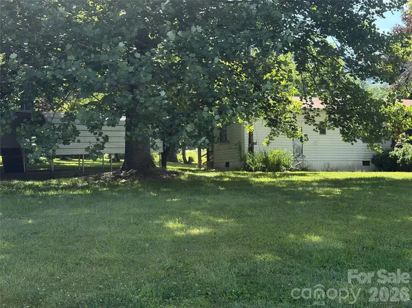 42 Country Mdws, Burnsville, NC 28714