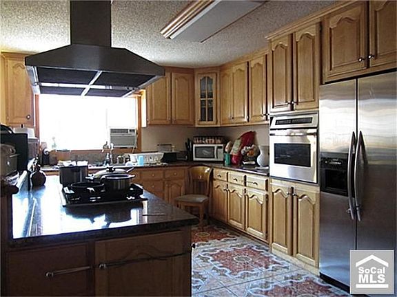 2nd image of 2377 Linden Ave