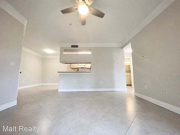 3rd image of 11521 Villa Grand APT 918