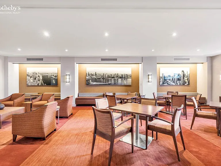 860 United Nations Plz #Penthouse 37/38b — Photo 24