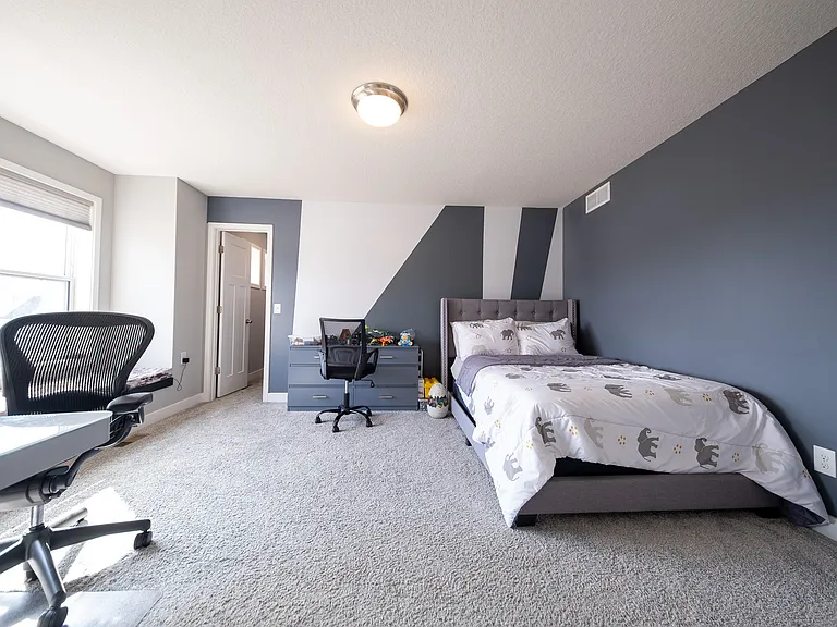 8380 Abercrombie Ln — Photo 30