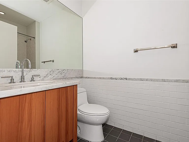 6101 Aqua Ave #702 — Photo 15