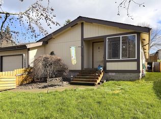 17848 Sue Ln, Sandy, OR 97055