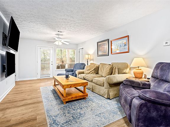 3rd image of 730 W Magnolia Ave APT 8-102