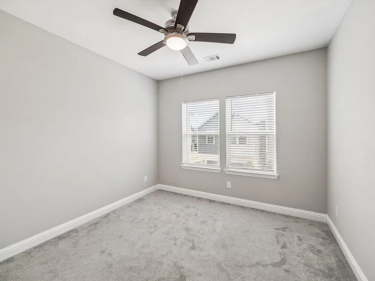 5443 Camaguey St — Photo 16