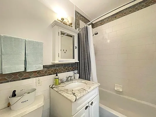 Rented by Corcoran | media 12