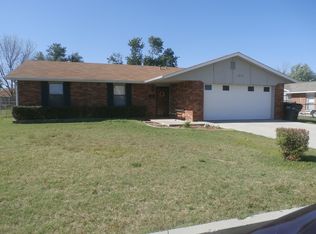 1202 E Hanna Ave, Davis, OK 73030