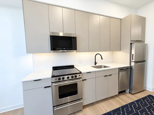 1531 N Fremont St, Chicago, IL
