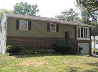 2804 Dixon Ave, Bristol, PA 19007