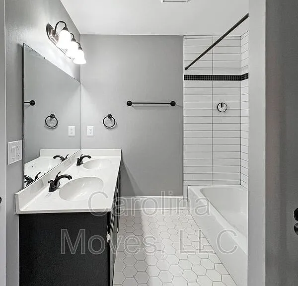 419 Sparrow Hawk Ct — Photo 12