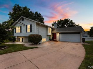 536 Hera Ct, Saint Peters, MO 63376