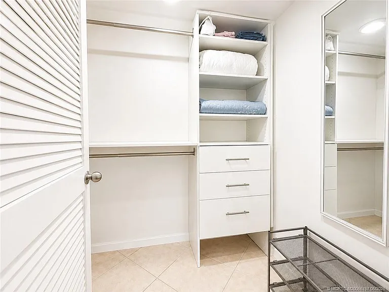 7430 S Ocean Dr #220 — Photo 32