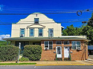 281 E Main St APT 3, Plymouth, PA 18651
