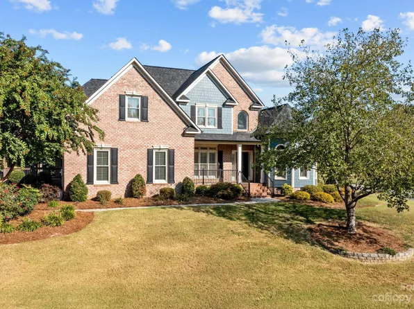 5904 Moray Ct NW, Concord, NC 28027