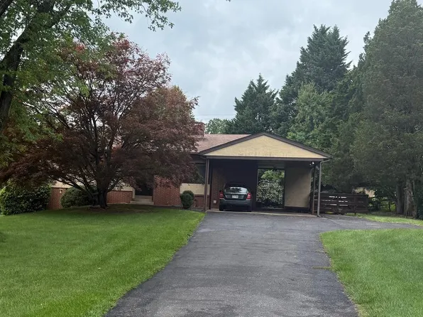 9526 Pepple Dr, Columbia, MD 21045