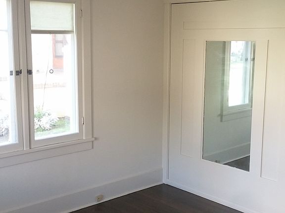 4th image of 380 Parke St APT 14