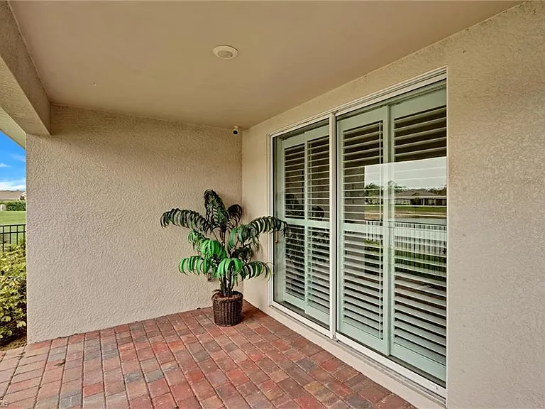 20462 Plumwood Loop — Photo 24