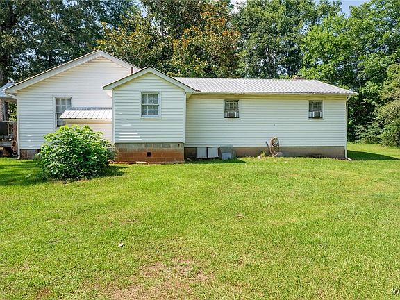 5th image of 210 E Glen Iris Ln