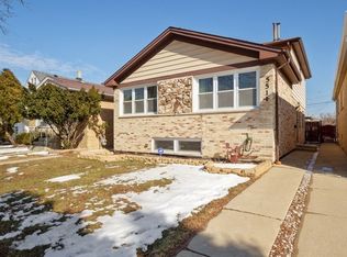 5511 N Mulligan Ave, Chicago, IL 60630