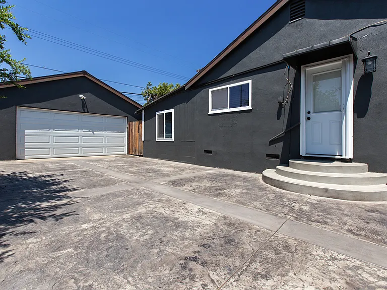 5576 Palo Verde St — Photo 3